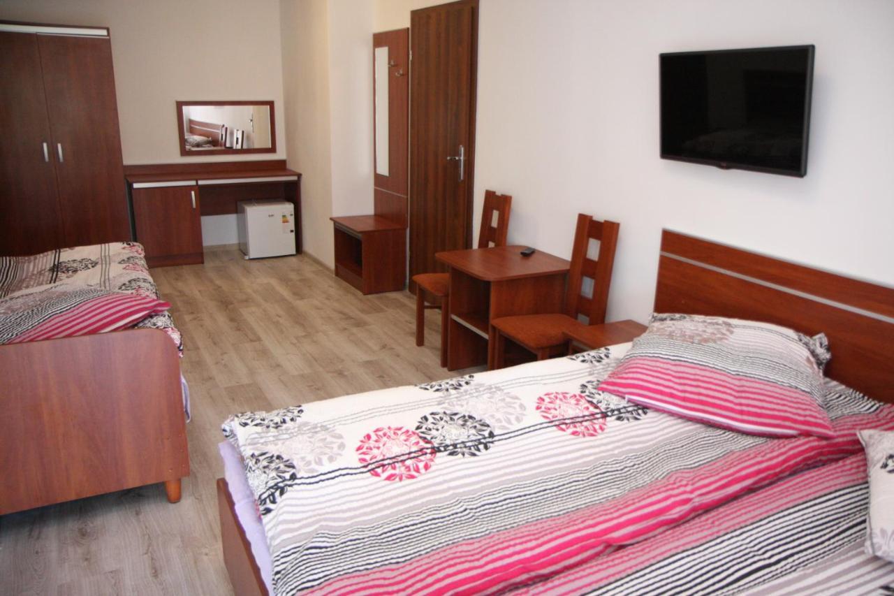 Diament Bed & Breakfast Rewal Ngoại thất bức ảnh