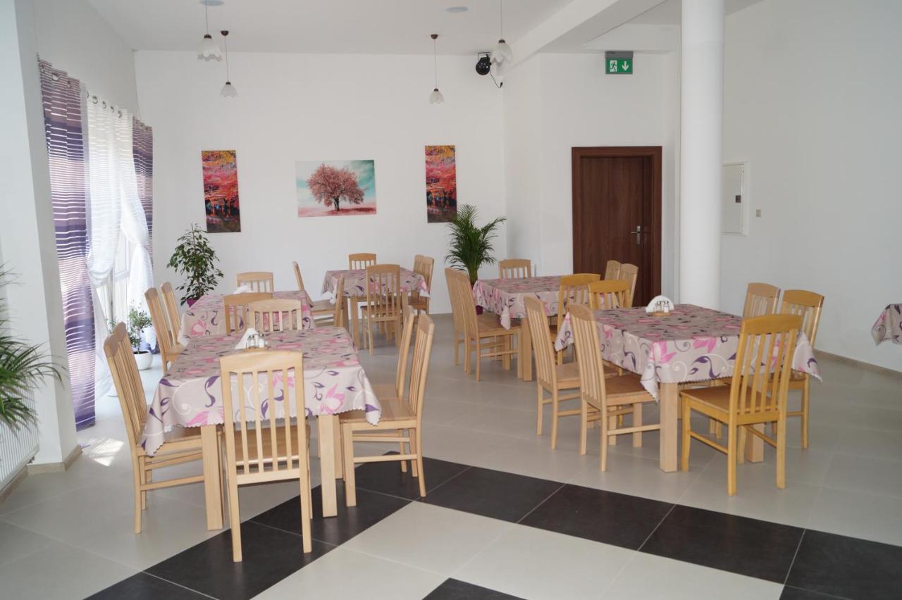 Diament Bed & Breakfast Rewal Ngoại thất bức ảnh