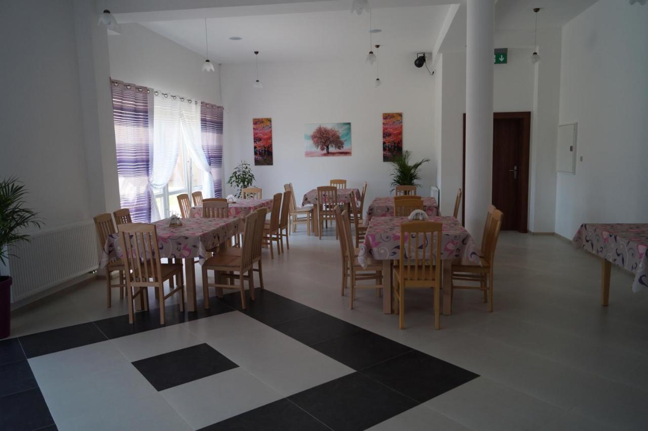 Diament Bed & Breakfast Rewal Ngoại thất bức ảnh